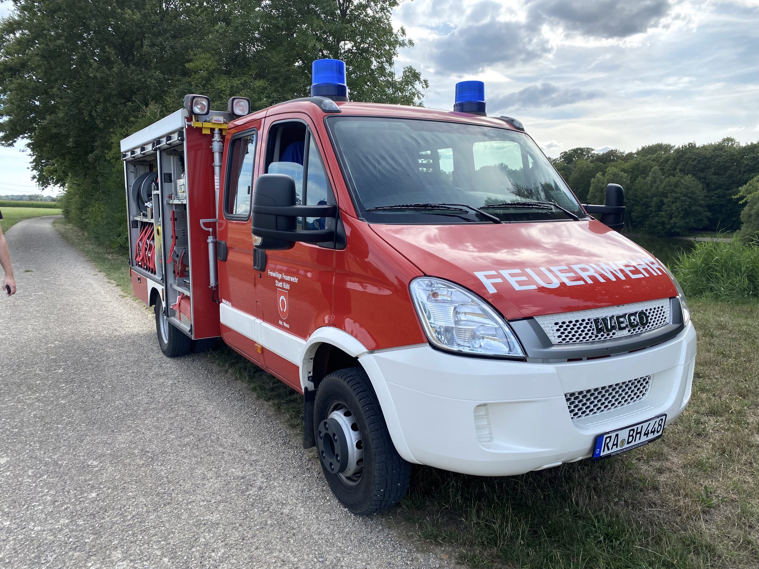 Mehr über den Artikel erfahren Einsatz B2: Flächenbrand groß