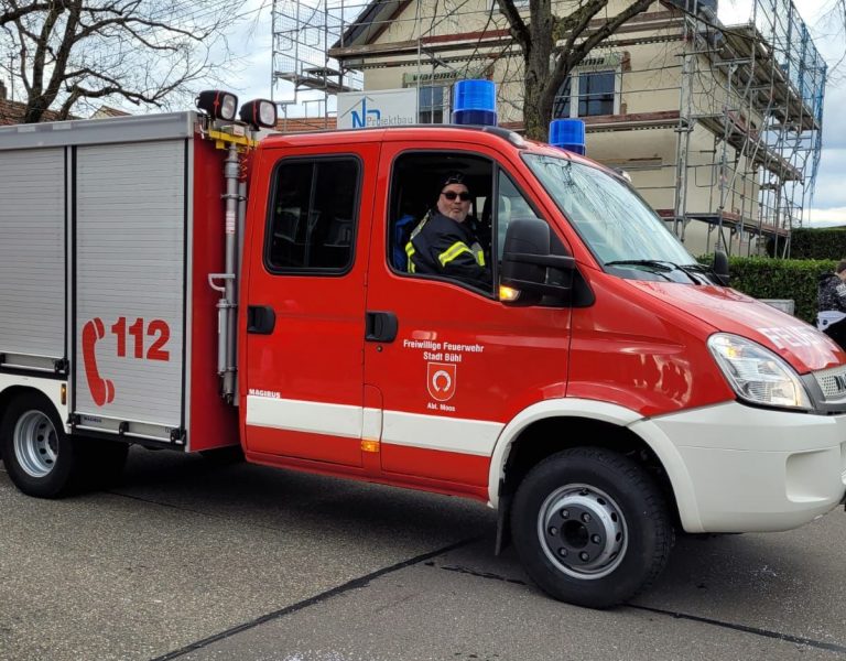 Absperrdienst beim Mooser Fastnachtsumzug Absperren Fastnachtsumzug Moos