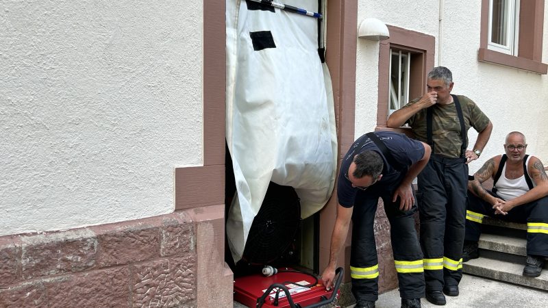 Übungsabend in Oberbruch: Effektives Entrauchen mit dem Überdruck-Lüfter